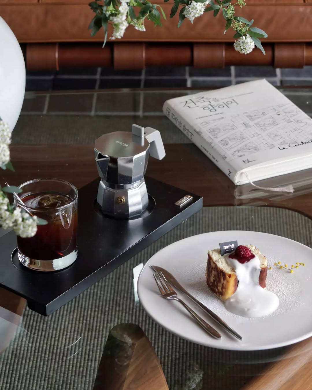 漢南洞 6 間風格複合咖啡廳|藝術展、生活選物、設計感空間一次滿足!